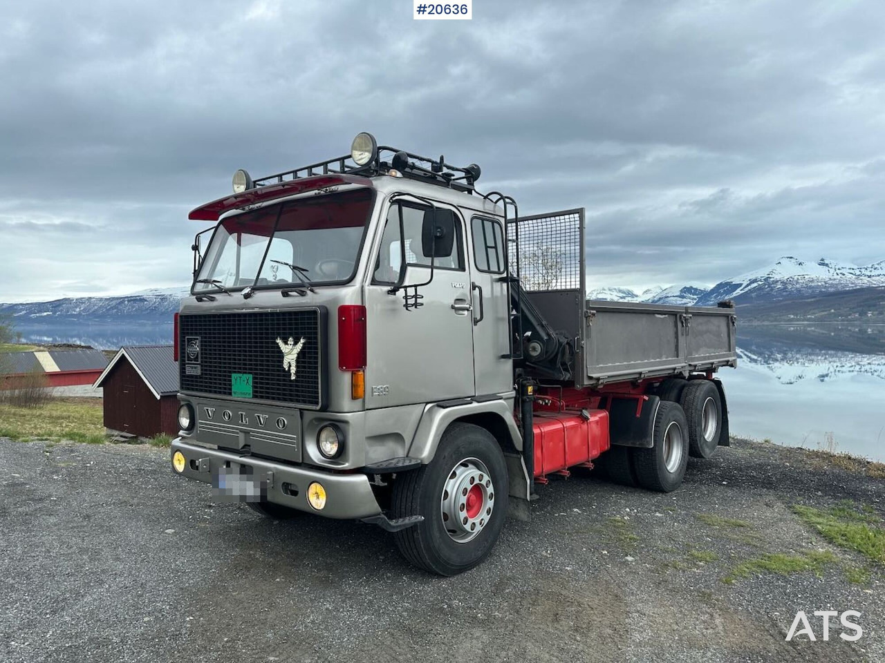 Volvo F89 46 - Vrachtwagen met open laadbak, Kraanwagen: afbeelding 2 Volvo F89 46 - Vrachtwagen met open laadbak, Kraanwagen: afbeelding 2