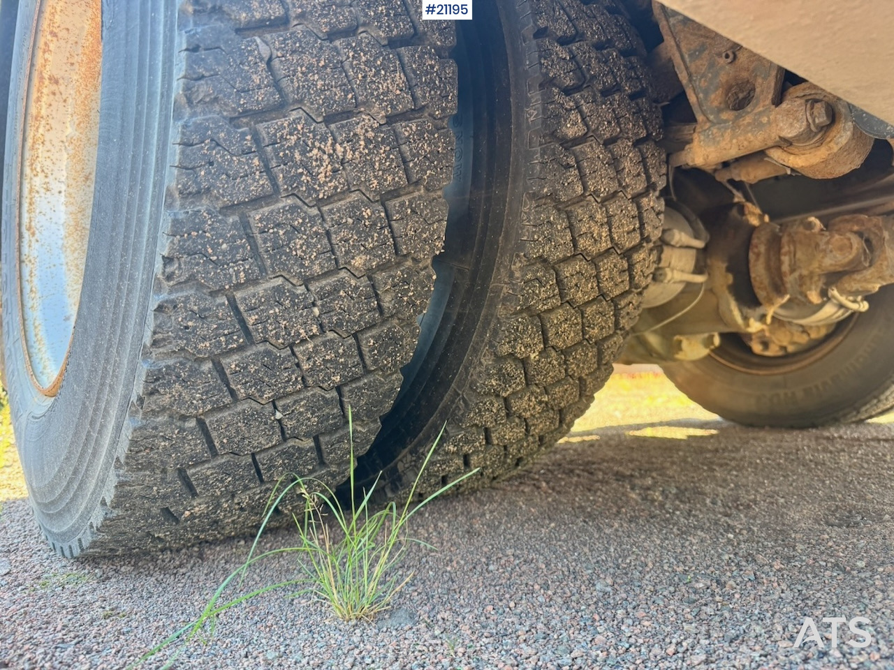 Vrachtwagen met open laadbak Volvo FL250: afbeelding 16
