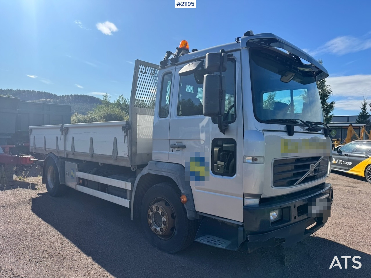 Vrachtwagen met open laadbak Volvo FL250: afbeelding 9