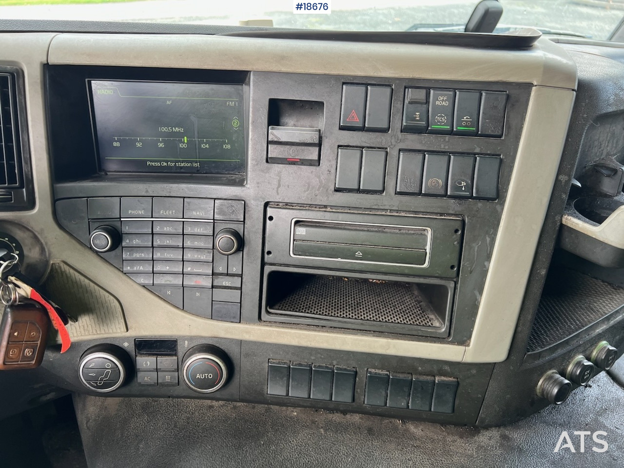 Kipper vrachtwagen Volvo FM-370: afbeelding 18