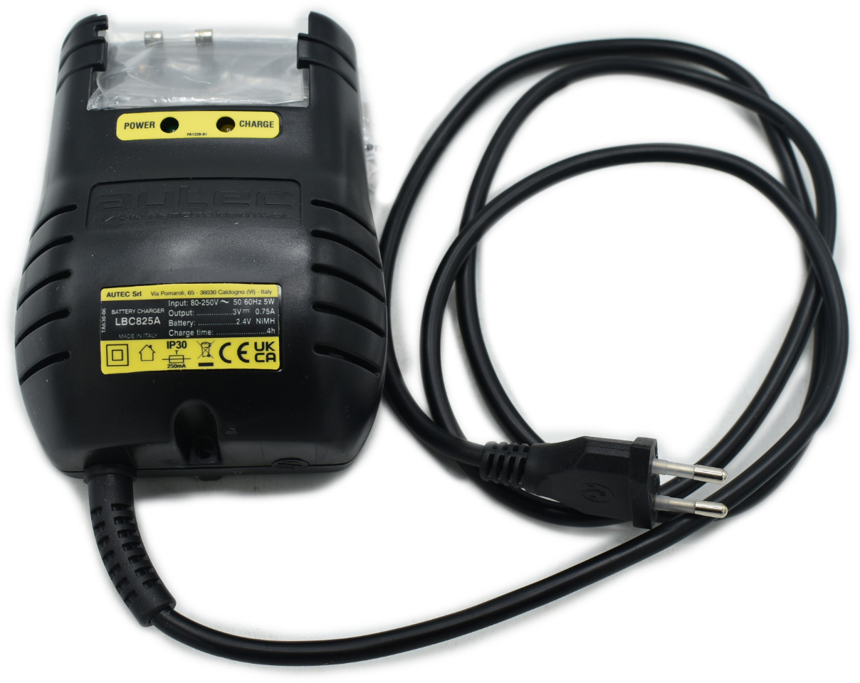 Autec original charger LBC825A - Elektrisch systeem voor Autolaadkraan: afbeelding 5 Autec original charger LBC825A - Elektrisch systeem voor Autolaadkraan: afbeelding 5