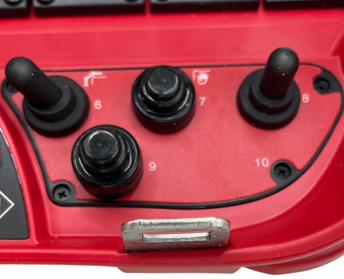 Right panel with button radio remote Scanreco RC400 - Elektrisch systeem voor Autolaadkraan: afbeelding 1 Right panel with button radio remote Scanreco RC400 - Elektrisch systeem voor Autolaadkraan: afbeelding 1
