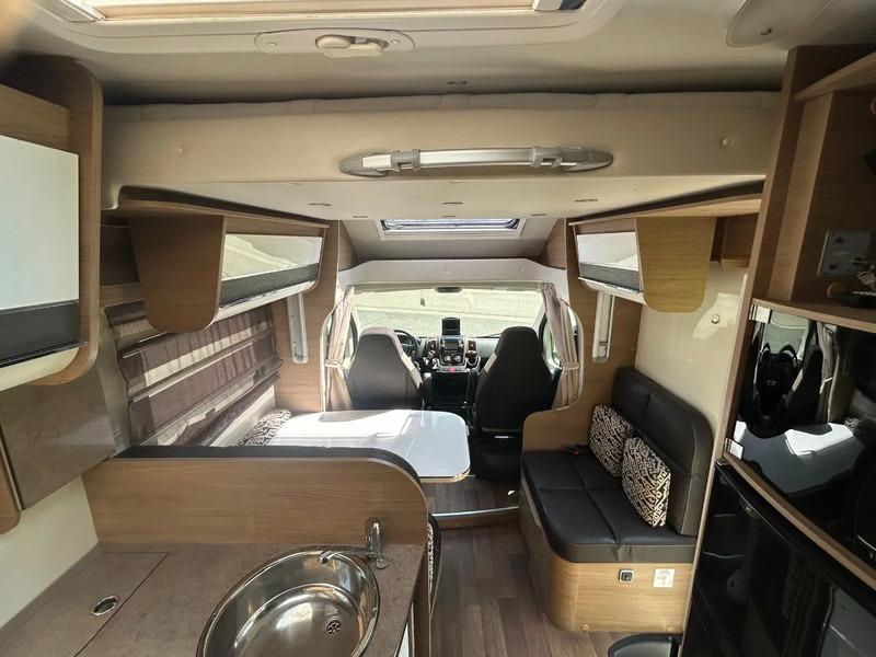 Elnagh T-LOFT 591 591 T-Loft 130 Multijet 4 mpersoons - Half integraal camper: afbeelding 5 Elnagh T-LOFT 591 591 T-Loft 130 Multijet 4 mpersoons - Half integraal camper: afbeelding 5