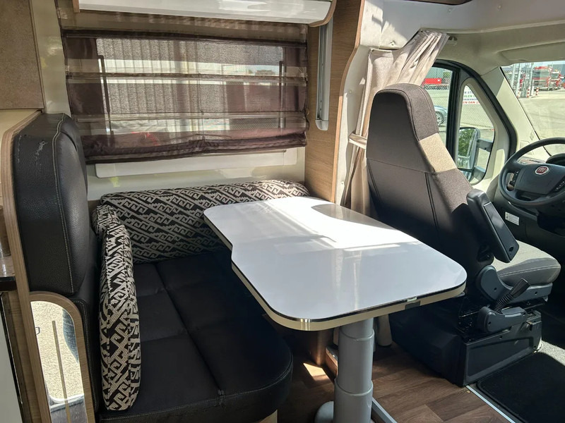 Elnagh T-LOFT 591 591 T-Loft 130 Multijet 4 mpersoons - Half integraal camper: afbeelding 4 Elnagh T-LOFT 591 591 T-Loft 130 Multijet 4 mpersoons - Half integraal camper: afbeelding 4