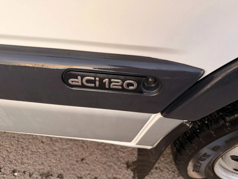 Renault KED Halfintregaal SUN TI - Half integraal camper: afbeelding 5 Renault KED Halfintregaal SUN TI - Half integraal camper: afbeelding 5