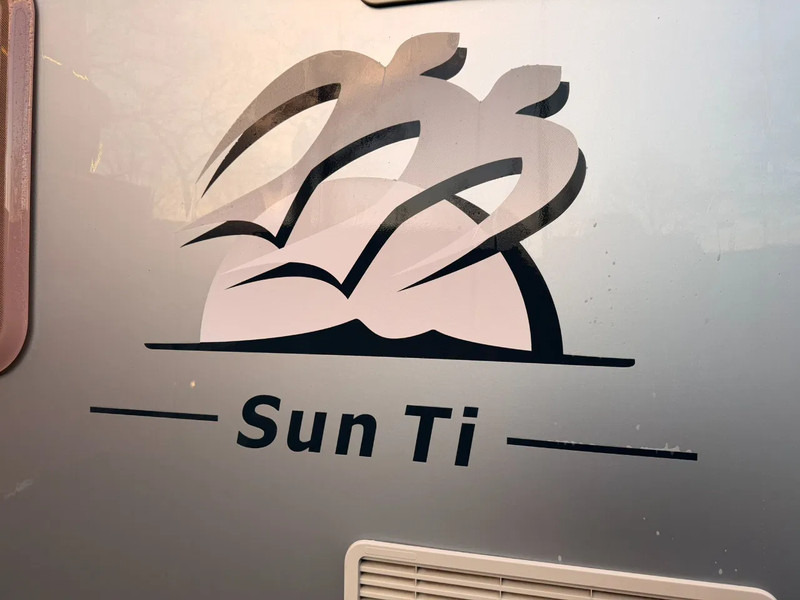 Renault KED Halfintregaal SUN TI - Half integraal camper: afbeelding 4 Renault KED Halfintregaal SUN TI - Half integraal camper: afbeelding 4