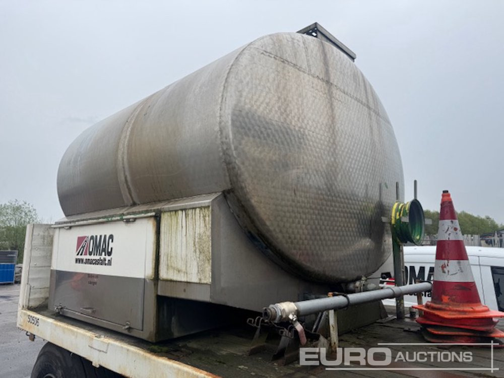 1988 JUMBO TV280C Tri-axle Split Spreader Trailer, Watertank, Hatz 1D41C engine, Conveyorbelt (Dutch Export Docs. Available) - Isotherm aanhangwagen: afbeelding 4 1988 JUMBO TV280C Tri-axle Split Spreader Trailer, Watertank, Hatz 1D41C engine, Conveyorbelt (Dutch Export Docs. Available) - Isotherm aanhangwagen: afbeelding 4
