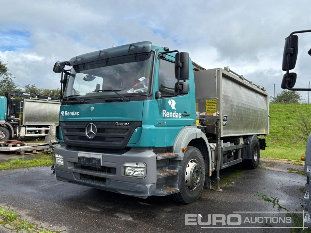 2009 Mercedes Axor 1824L 4x2, Crane, Stamps, Stainless Steel Container - Kipper vrachtwagen: afbeelding 1 2009 Mercedes Axor 1824L 4x2, Crane, Stamps, Stainless Steel Container - Kipper vrachtwagen: afbeelding 1