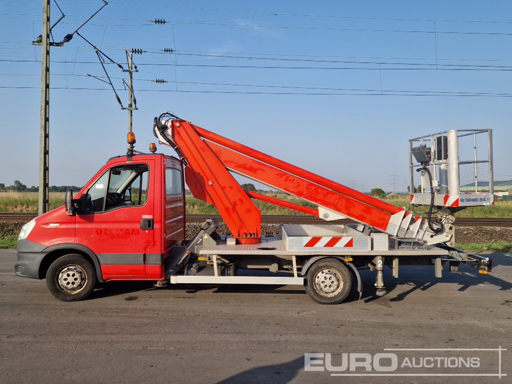 2012 Iveco 35S11 - Vrachtwagen hoogwerker: afbeelding 2 2012 Iveco 35S11 - Vrachtwagen hoogwerker: afbeelding 2