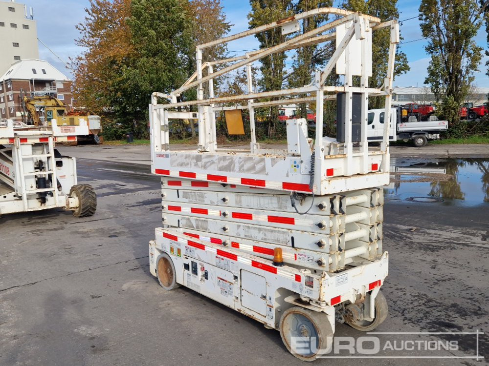 2013 Genie GS-3232 - Schaarlift: afbeelding 4 2013 Genie GS-3232 - Schaarlift: afbeelding 4