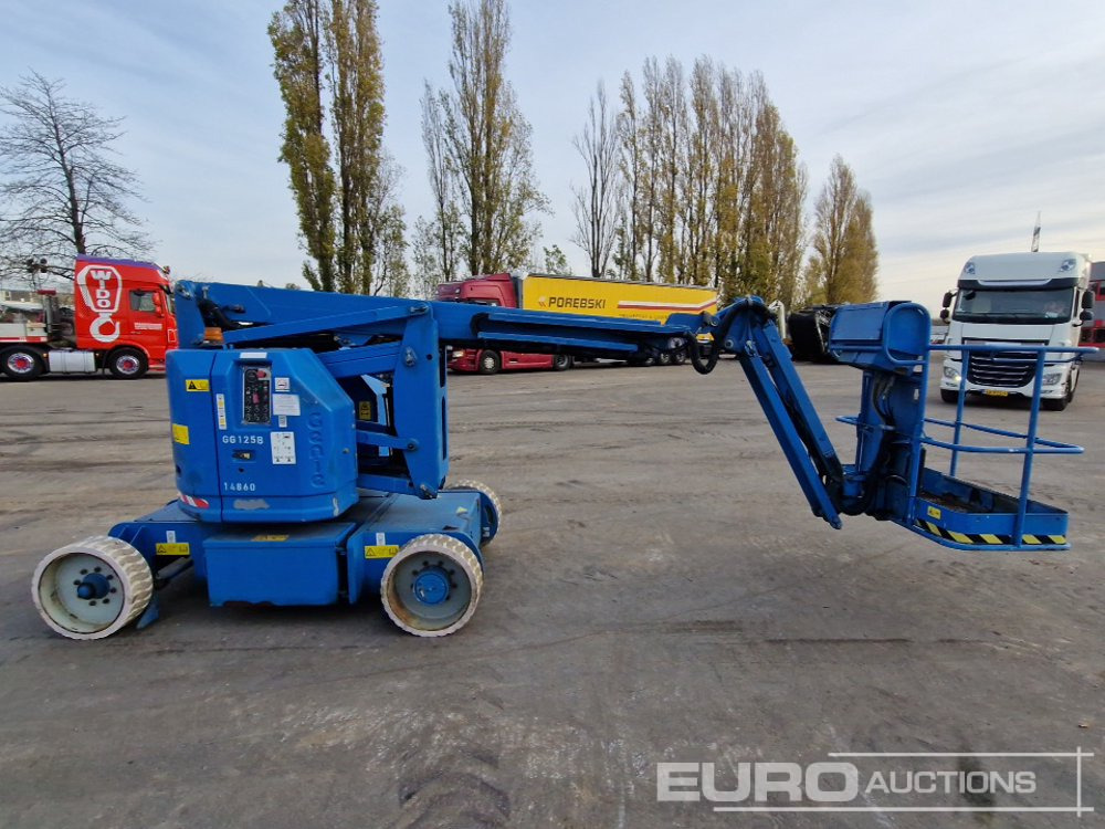 2013 Genie Z-34/22N - Knikarmhoogwerker: afbeelding 5 2013 Genie Z-34/22N - Knikarmhoogwerker: afbeelding 5