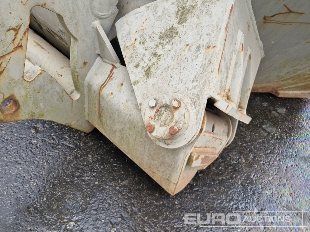 70" Front Liading Hydraulic Side Tip Bucket to suit Atlas Wheeled Loader - Bak: afbeelding 5 70" Front Liading Hydraulic Side Tip Bucket to suit Atlas Wheeled Loader - Bak: afbeelding 5