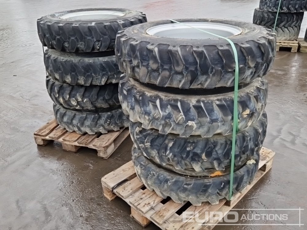 Alliance 8.25-20 Tyres with Rims (4 of) - Band: afbeelding 3 Alliance 8.25-20 Tyres with Rims (4 of) - Band: afbeelding 3