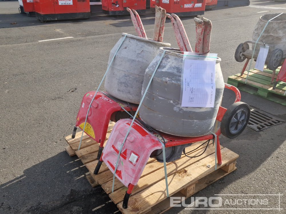 Cement Mixers (2 of) - Betonmolen: afbeelding 1 Cement Mixers (2 of) - Betonmolen: afbeelding 1