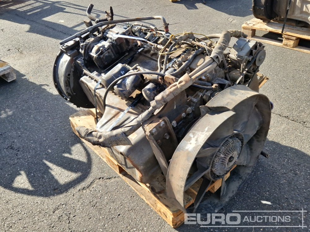 Deutz 6 Cylinder Turbo Diesel Engine - Motor: afbeelding 2 Deutz 6 Cylinder Turbo Diesel Engine - Motor: afbeelding 2