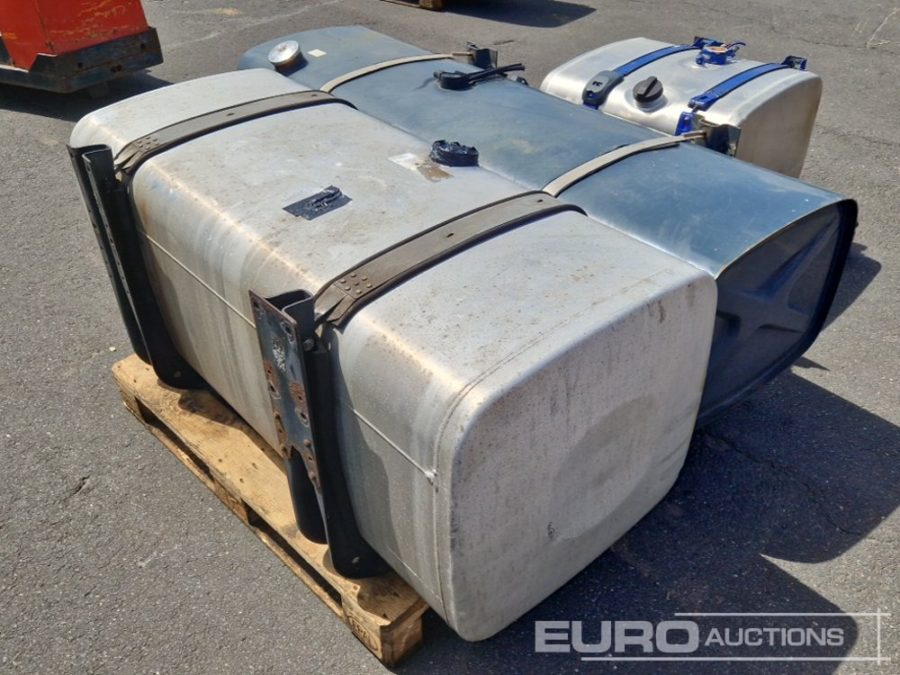 Diesel Fuel Tanks to suit Trac Unit (3 of) - Opslagtank: afbeelding 3 Diesel Fuel Tanks to suit Trac Unit (3 of) - Opslagtank: afbeelding 3