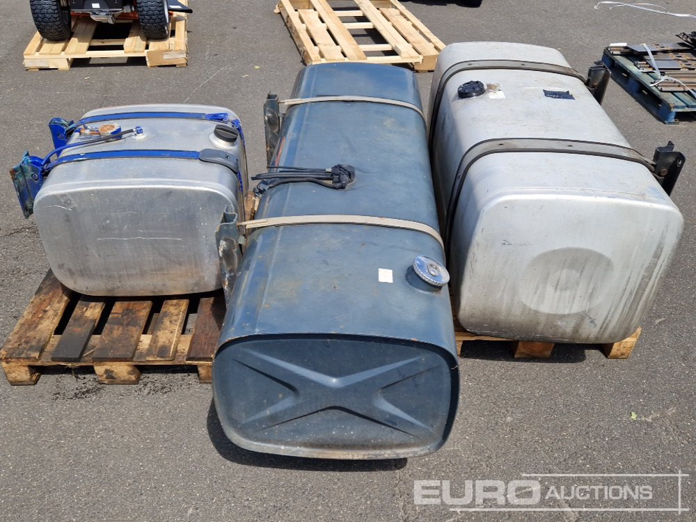 Diesel Fuel Tanks to suit Trac Unit (3 of) - Opslagtank: afbeelding 5 Diesel Fuel Tanks to suit Trac Unit (3 of) - Opslagtank: afbeelding 5