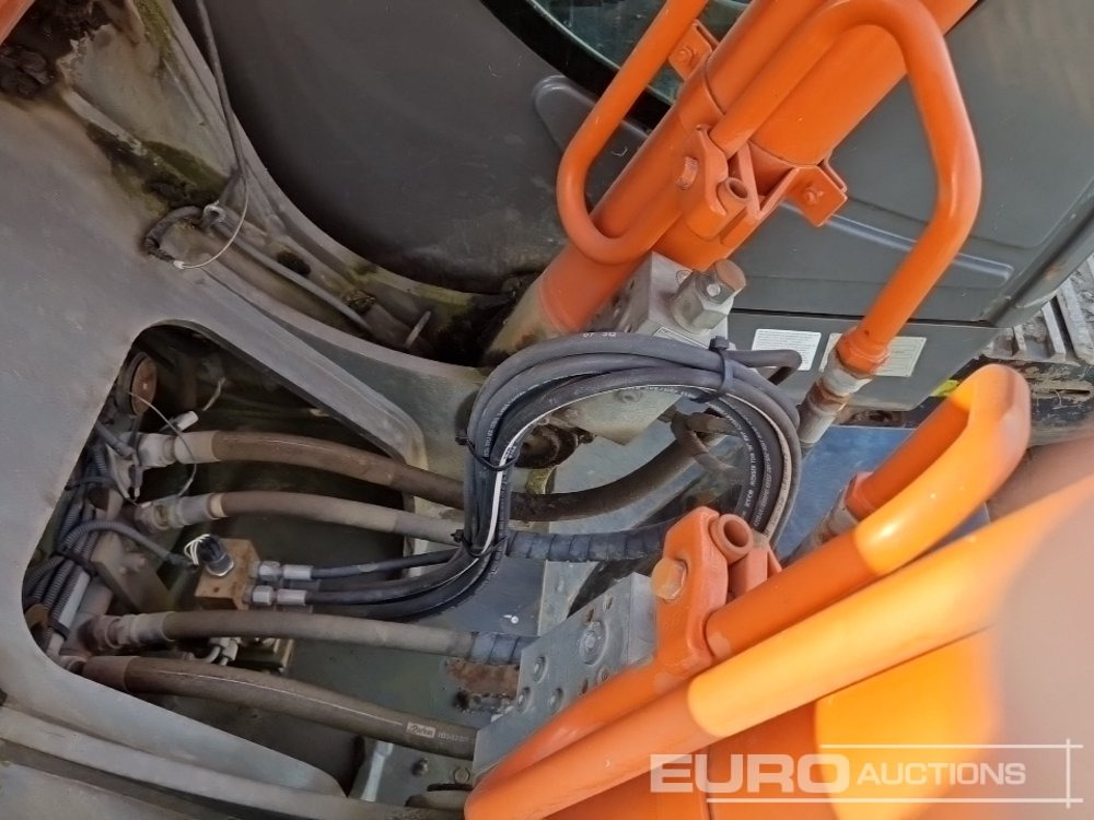 Rupsgraafmachine Hitachi ZX210LC-3: afbeelding 28