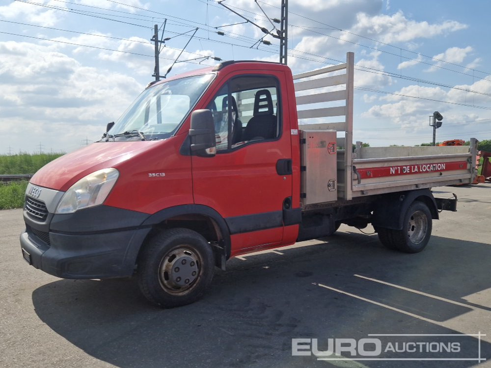 Iveco Daily 35C13 - Bestelwagen open laadbak: afbeelding 1 Iveco Daily 35C13 - Bestelwagen open laadbak: afbeelding 1