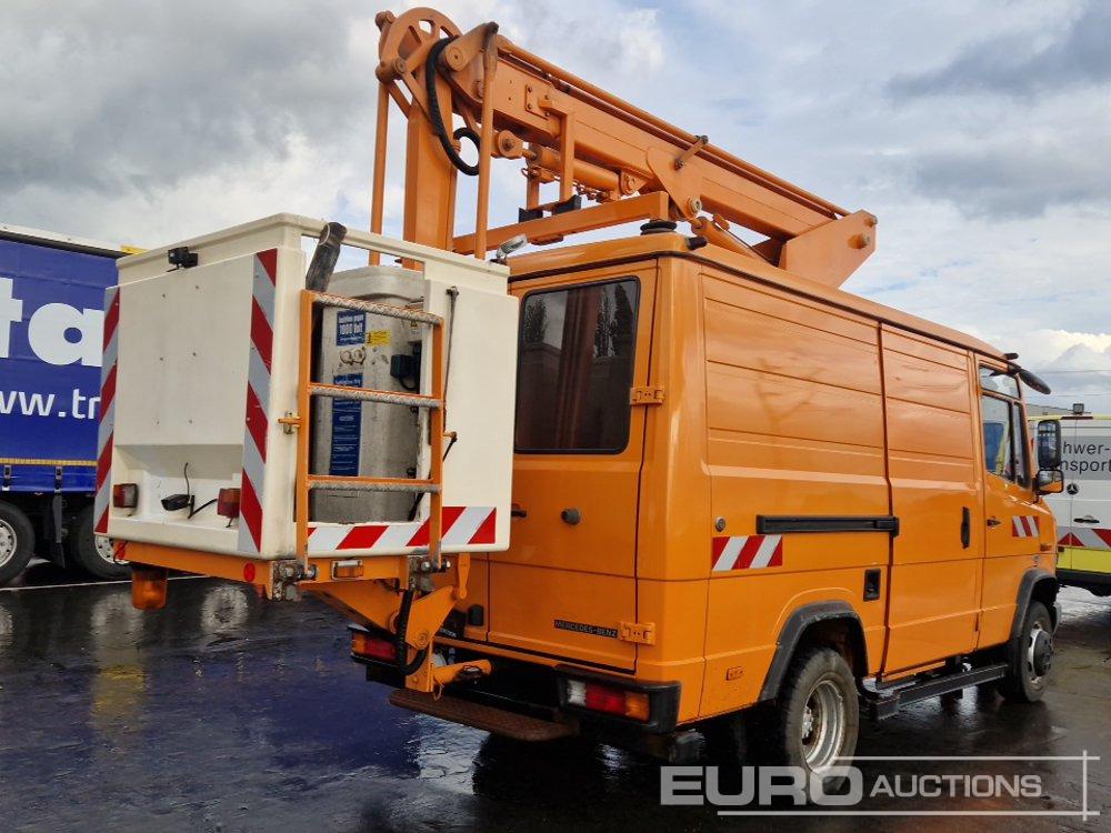 Mercedes 612D - Vrachtwagen hoogwerker: afbeelding 5 Mercedes 612D - Vrachtwagen hoogwerker: afbeelding 5