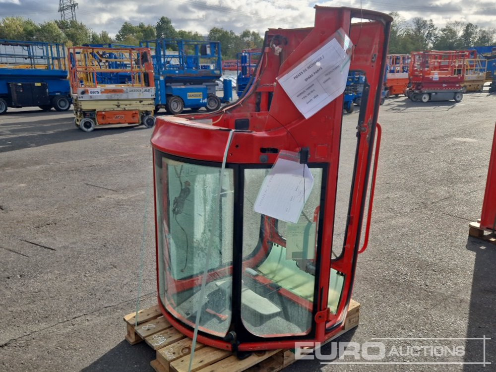 Cabin to suit Yanmar VIO20-4 - Onderdelen voor Graafmachine: afbeelding 4 Cabin to suit Yanmar VIO20-4 - Onderdelen voor Graafmachine: afbeelding 4
