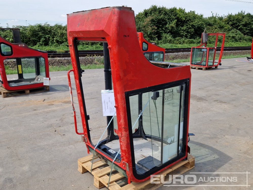 Cabin to suit Yanmar VIO25-4 - Onderdelen voor Graafmachine: afbeelding 2 Cabin to suit Yanmar VIO25-4 - Onderdelen voor Graafmachine: afbeelding 2