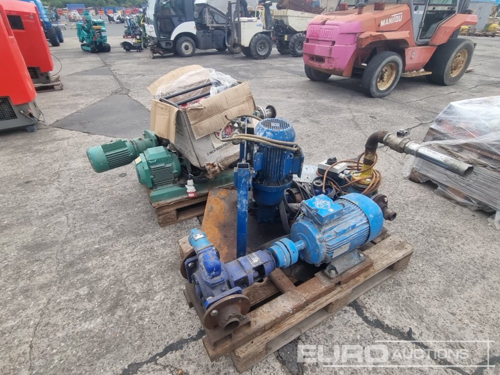 Selection of Water Pumps - Water pomp: afbeelding 1 Selection of Water Pumps - Water pomp: afbeelding 1