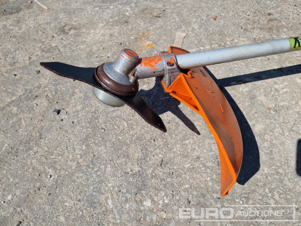 Stihl Petrol, Back Pack Sprayer Strimmer - Bouwmaterieel: afbeelding 5 Stihl Petrol, Back Pack Sprayer Strimmer - Bouwmaterieel: afbeelding 5