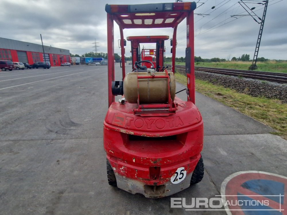 Toyota 42-7FGF25 - LPG heftruck: afbeelding 4 Toyota 42-7FGF25 - LPG heftruck: afbeelding 4