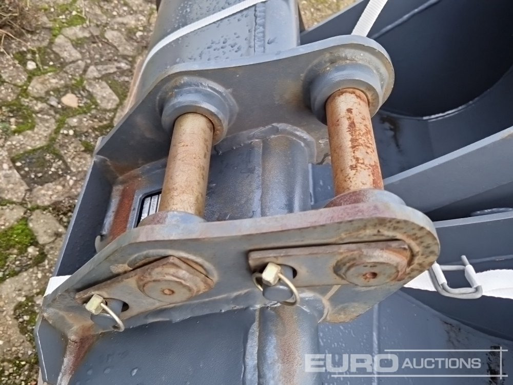 Nieuw Bak Unused Strickland 48", 24", 18" Bucket Set to suit Kubota U27 (3 of): afbeelding 7 Nieuw Bak Unused Strickland 48", 24", 18" Bucket Set to suit Kubota U27 (3 of): afbeelding 7