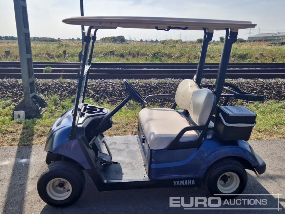 Yamaha Electric Golf Cart, Charger - Handicart: afbeelding 2 Yamaha Electric Golf Cart, Charger - Handicart: afbeelding 2