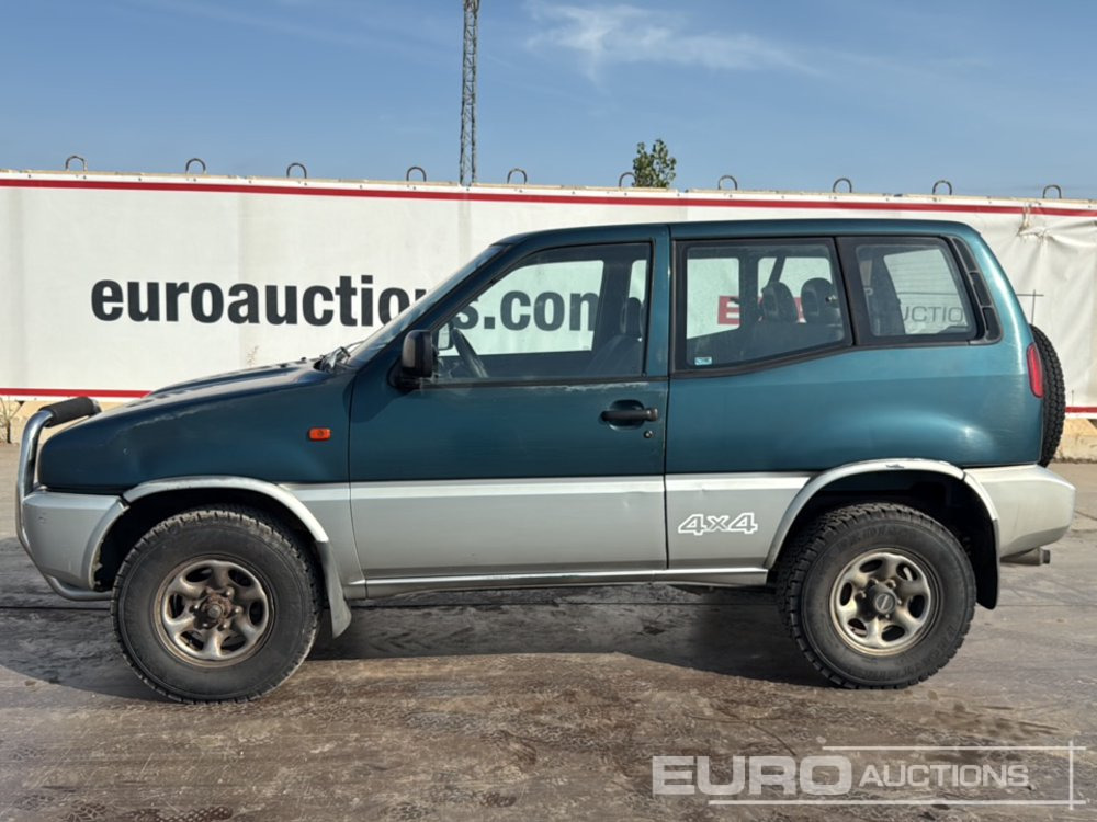 1995 Nissan Terrano II - SUV: afbeelding 2 1995 Nissan Terrano II - SUV: afbeelding 2