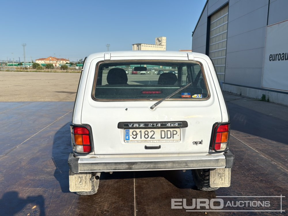 2004 Lada VAZ 214 - SUV: afbeelding 4 2004 Lada VAZ 214 - SUV: afbeelding 4