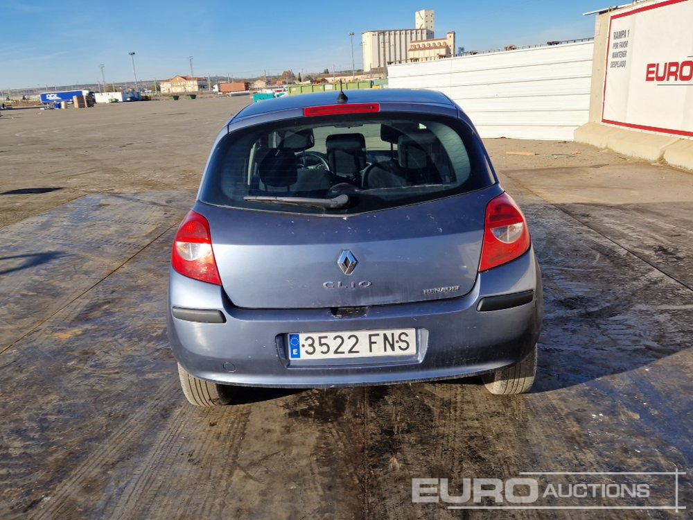 2007 Renault Clio - Personenwagen: afbeelding 4 2007 Renault Clio - Personenwagen: afbeelding 4