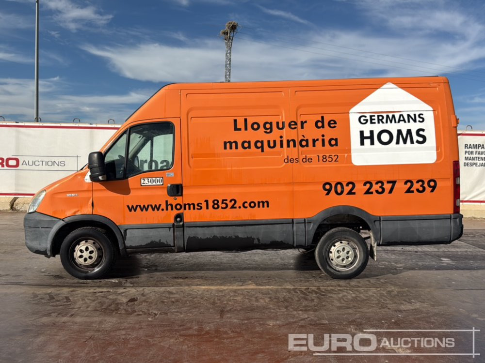 2010 Iveco Daily 35 S14 - Gesloten bestelwagen: afbeelding 2 2010 Iveco Daily 35 S14 - Gesloten bestelwagen: afbeelding 2