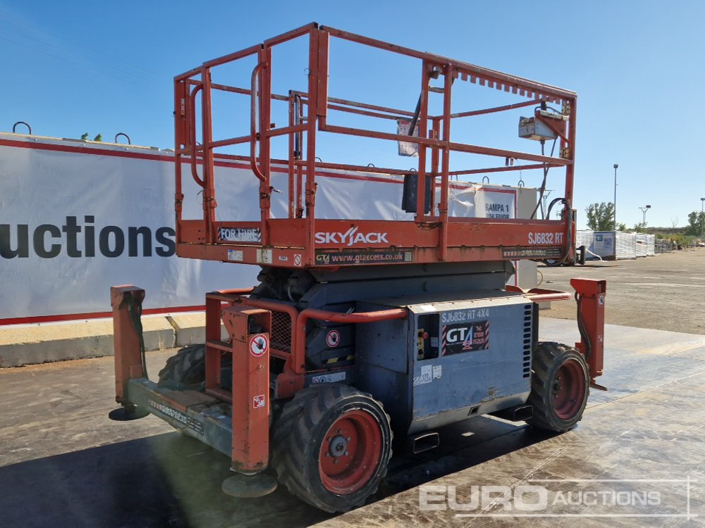 2015 SkyJack SJ6832RT - Schaarlift: afbeelding 1 2015 SkyJack SJ6832RT - Schaarlift: afbeelding 1