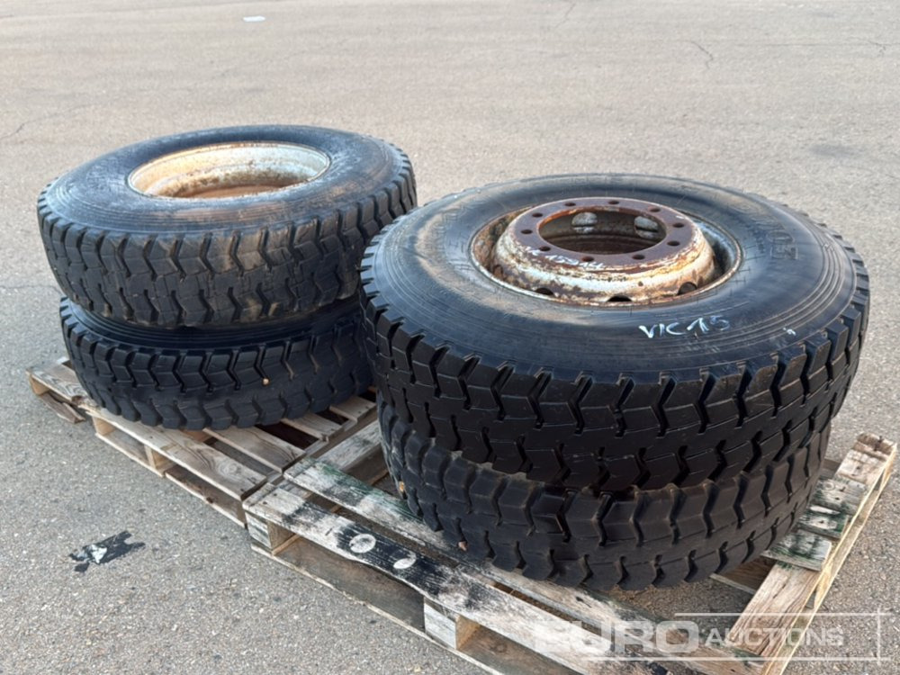 Hankook Pallet of 13R 22.5 Rims & Tyres / Pallet de Ruedas - Band: afbeelding 4 Hankook Pallet of 13R 22.5 Rims & Tyres / Pallet de Ruedas - Band: afbeelding 4