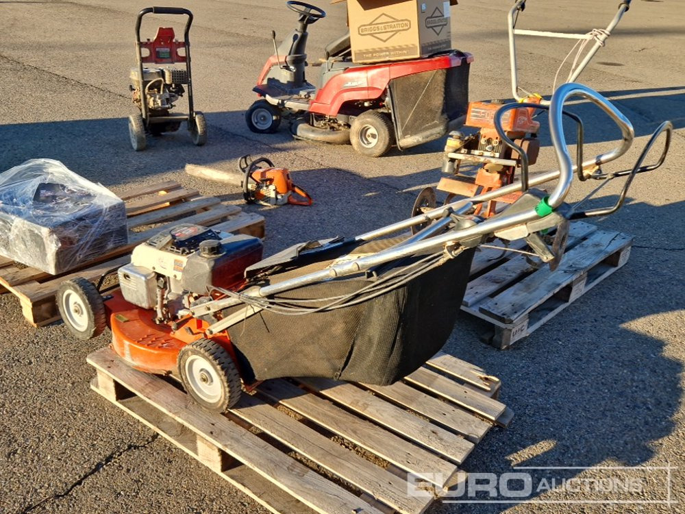 Kubota Gasoline Lawn Mower - Bouwmaterieel: afbeelding 4 Kubota Gasoline Lawn Mower - Bouwmaterieel: afbeelding 4