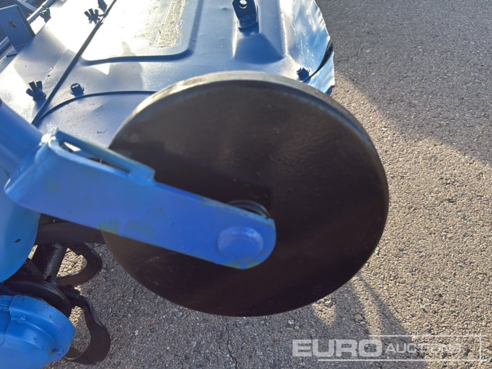 Mitsubishi P1200S - Landbouwmachine: afbeelding 5 Mitsubishi P1200S - Landbouwmachine: afbeelding 5