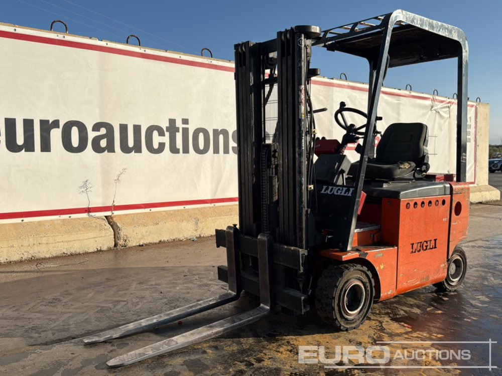 Lugli ETR15 Electric Forklift, Charger / Carretilla Elevadora Eléctrica, Cargador - Heftruck: afbeelding 1 Lugli ETR15 Electric Forklift, Charger / Carretilla Elevadora Eléctrica, Cargador - Heftruck: afbeelding 1