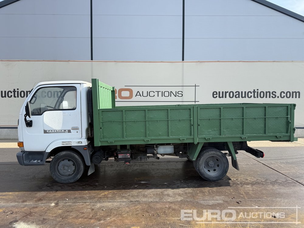 Nissan CABSTAR 110E - Kipper vrachtwagen: afbeelding 2 Nissan CABSTAR 110E - Kipper vrachtwagen: afbeelding 2