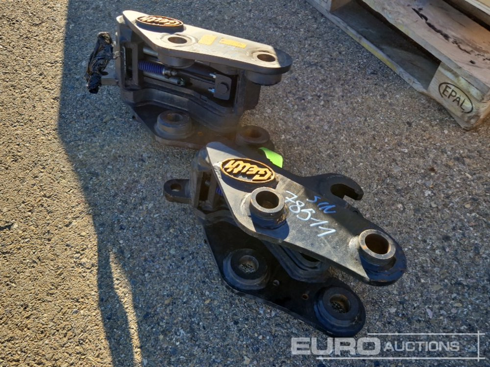 QC35/40H3LE Quick Coupler to Suit Kubota U35 (S/Ns 955929,959074) (2 of), QR40-1-69-NC Quick Coupler to Suit Kubota KX71 (S/N 1114430), QR30M1-5945 Quick Coupler to Suit CAT 301.5 (S/Ns 1120880), QR3 - Bouwmaterieel: afbeelding 1 QC35/40H3LE Quick Coupler to Suit Kubota U35 (S/Ns 955929,959074) (2 of), QR40-1-69-NC Quick Coupler to Suit Kubota KX71 (S/N 1114430), QR30M1-5945 Quick Coupler to Suit CAT 301.5 (S/Ns 1120880), QR3 - Bouwmaterieel: afbeelding 1