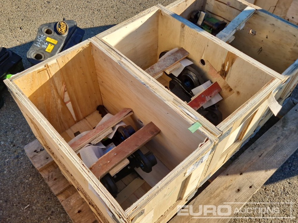 QC35/40H3LE Quick Coupler to Suit Kubota U35 (S/Ns 955929,959074) (2 of), QR40-1-69-NC Quick Coupler to Suit Kubota KX71 (S/N 1114430), QR30M1-5945 Quick Coupler to Suit CAT 301.5 (S/Ns 1120880), QR3 - Bouwmaterieel: afbeelding 4 QC35/40H3LE Quick Coupler to Suit Kubota U35 (S/Ns 955929,959074) (2 of), QR40-1-69-NC Quick Coupler to Suit Kubota KX71 (S/N 1114430), QR30M1-5945 Quick Coupler to Suit CAT 301.5 (S/Ns 1120880), QR3 - Bouwmaterieel: afbeelding 4