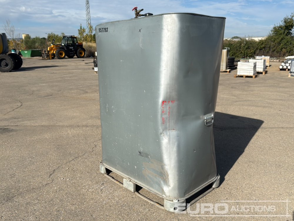 SCHUTZ 1000L Fuel Tank - Bouwmaterieel: afbeelding 3 SCHUTZ 1000L Fuel Tank - Bouwmaterieel: afbeelding 3