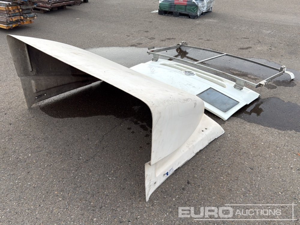 Sleeper Cab & Front to Suit Nissan Truck - Bouwmaterieel: afbeelding 4 Sleeper Cab & Front to Suit Nissan Truck - Bouwmaterieel: afbeelding 4