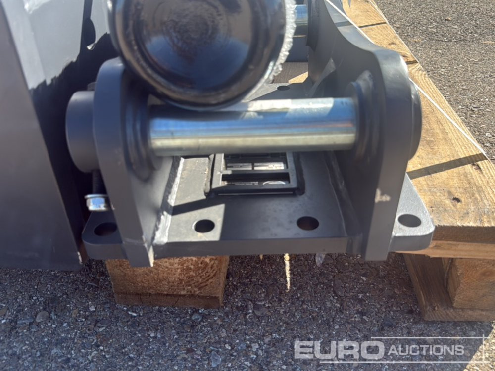 Strickland Set Hydraulic Breaker, Quick Hitche - Hydraulische hamer: afbeelding 5 Strickland Set Hydraulic Breaker, Quick Hitche - Hydraulische hamer: afbeelding 5