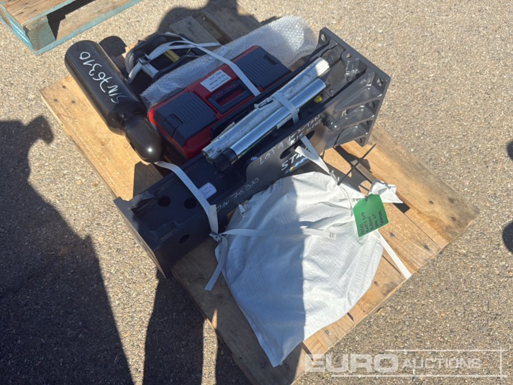 Strickland Set Hydraulic Breaker, Quick Hitche - Hydraulische hamer: afbeelding 4 Strickland Set Hydraulic Breaker, Quick Hitche - Hydraulische hamer: afbeelding 4