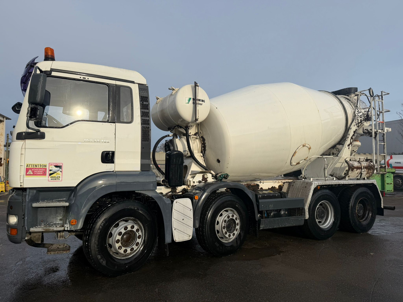 Camion béton MAN TGA 32.400 EJ-300-ZL - Betonmixer: afbeelding 2 Camion béton MAN TGA 32.400 EJ-300-ZL - Betonmixer: afbeelding 2