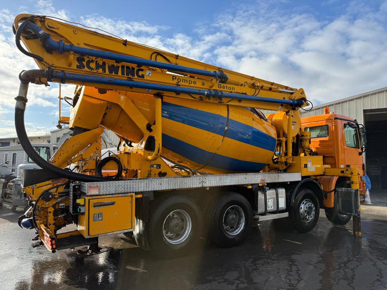 Camion pumi Mercedes Benz Actros 3241 BA-654-EE - Betonpomp: afbeelding 4 Camion pumi Mercedes Benz Actros 3241 BA-654-EE - Betonpomp: afbeelding 4