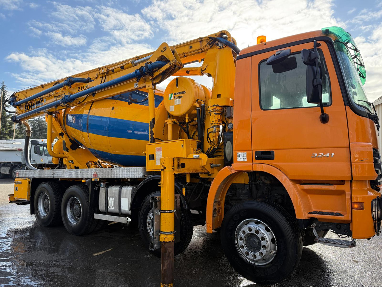 Camion pumi Mercedes Benz Actros 3241 BA-654-EE - Betonpomp: afbeelding 3 Camion pumi Mercedes Benz Actros 3241 BA-654-EE - Betonpomp: afbeelding 3